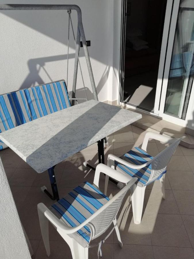 Apartments Marija - By The Sea Rogoznica  Bagian luar foto