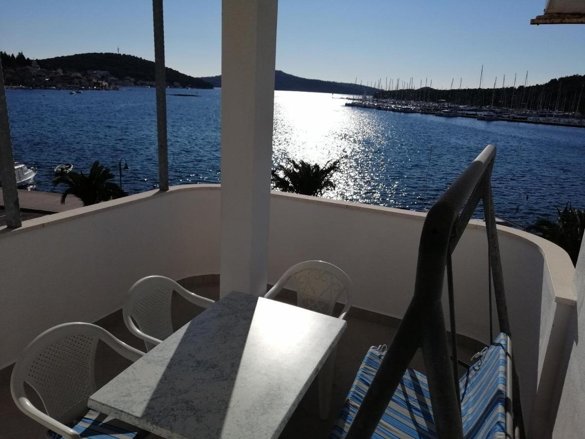 Apartments Marija - By The Sea Rogoznica  Bagian luar foto