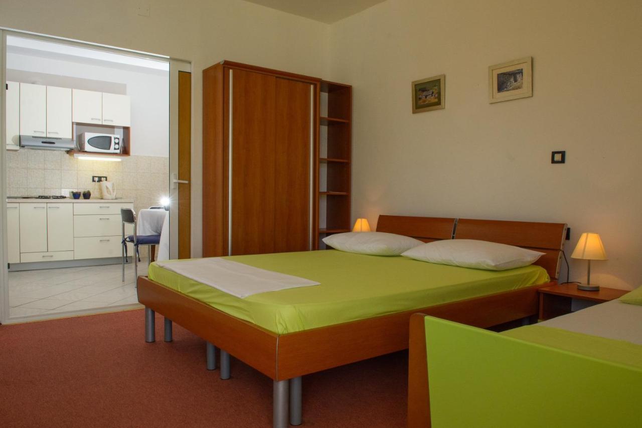 Apartments Marija - By The Sea Rogoznica  Bagian luar foto